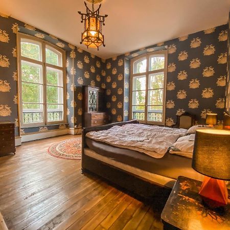 Private Castle With Park - Chateau Guillermo La Moncelle ภายนอก รูปภาพ
