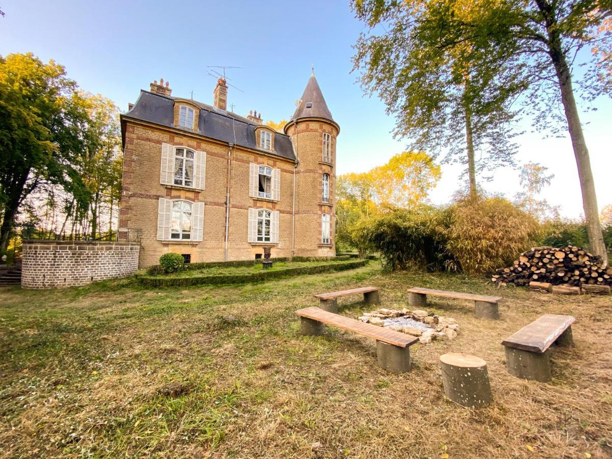 Private Castle With Park - Chateau Guillermo La Moncelle ภายนอก รูปภาพ
