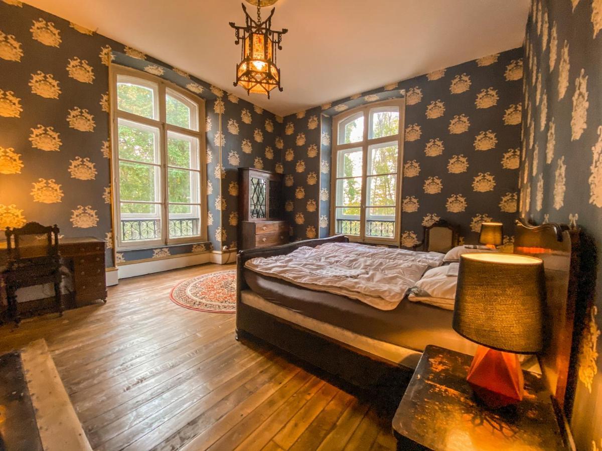 Private Castle With Park - Chateau Guillermo La Moncelle ภายนอก รูปภาพ