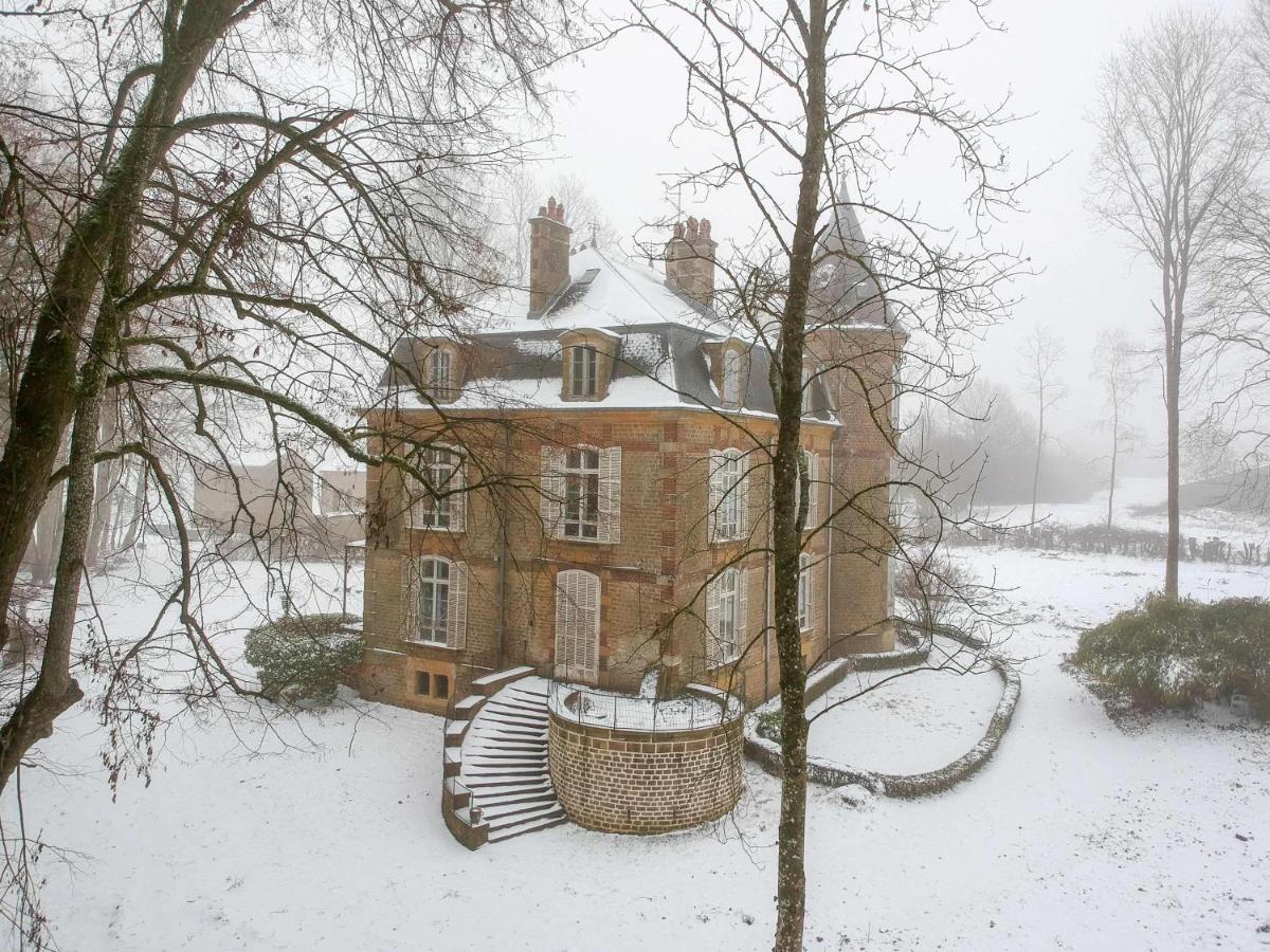 Private Castle With Park - Chateau Guillermo La Moncelle ภายนอก รูปภาพ