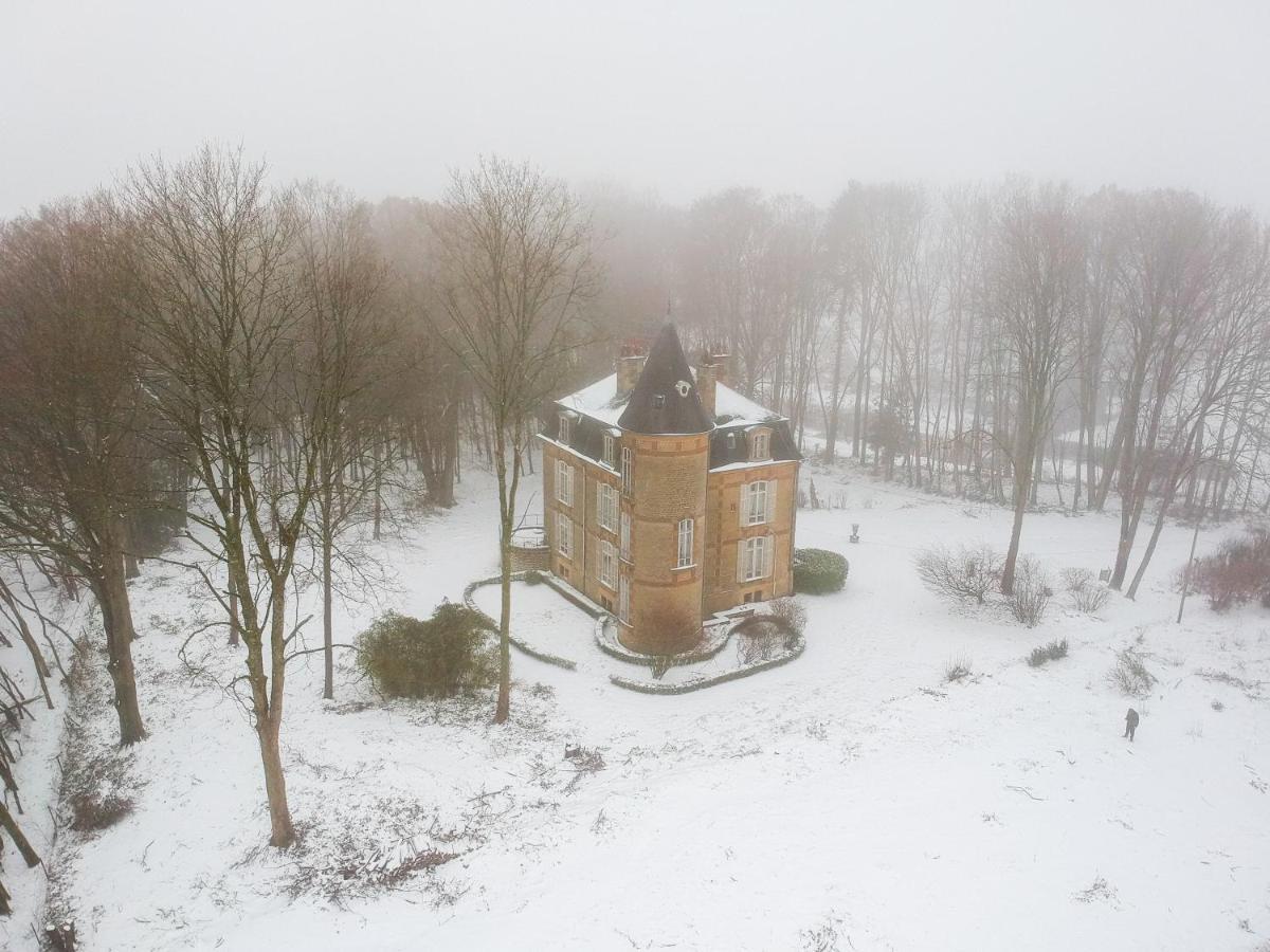 Private Castle With Park - Chateau Guillermo La Moncelle ภายนอก รูปภาพ